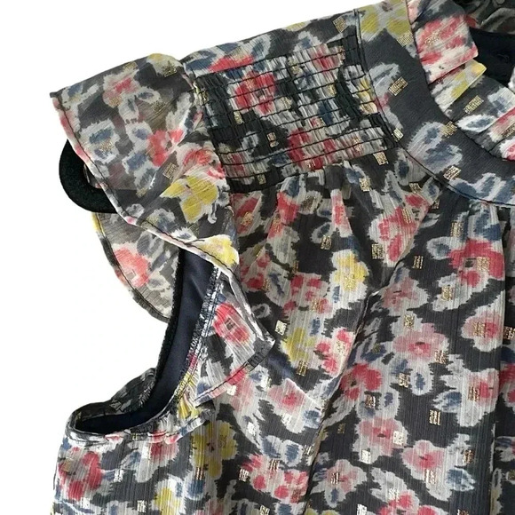 LOFT | NWOT | SLEEVELESS FLORAL SMOCKED RUFFLE TOP GOLD SHIMMER | SIZE: SMALL - Picture 5 of 9